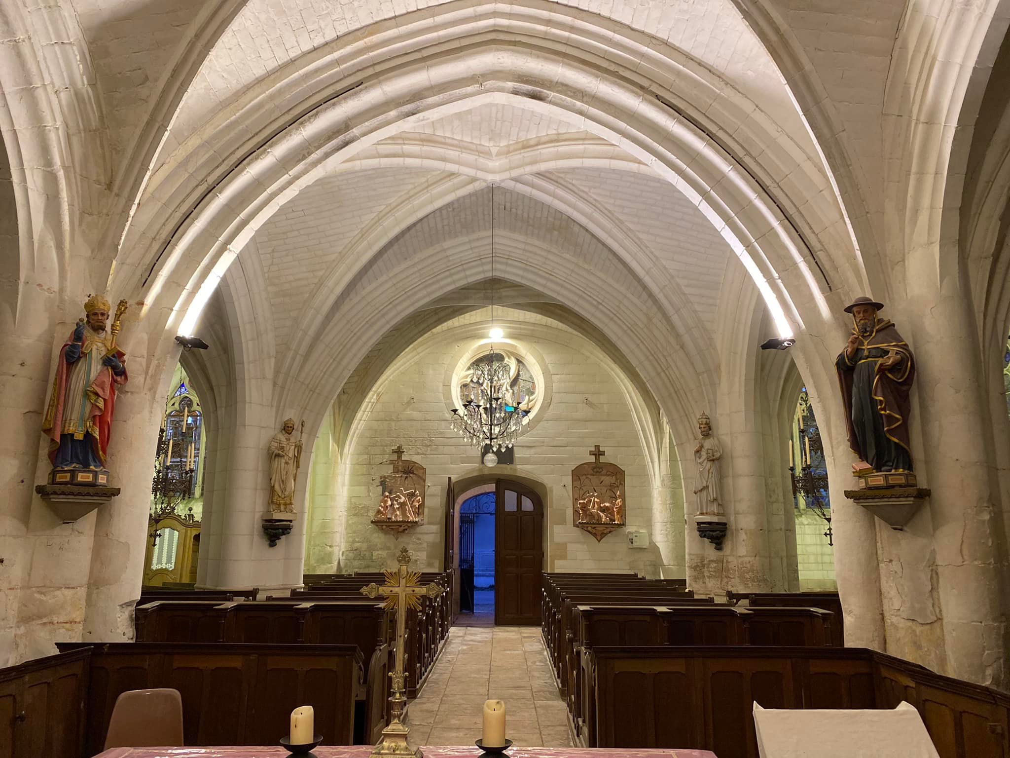 Éclairage intérieur Église